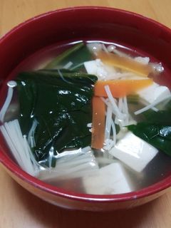 ほうれん草とキノコのすまし汁-レシピのメイン写真