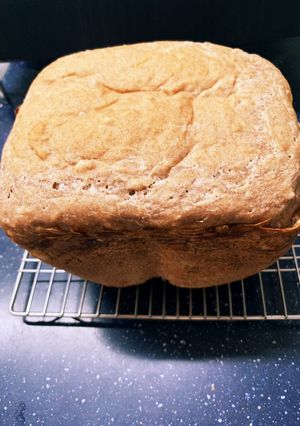 【腸活】全粒粉もち麦玉ねぎくるみパン♪-レシピのメイン写真