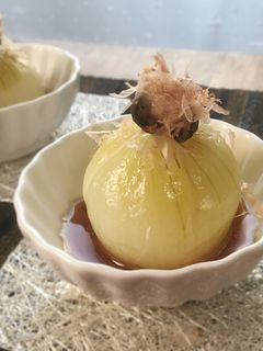 丸ごと玉ねぎのレンチンオイル蒸し-レシピのメイン写真