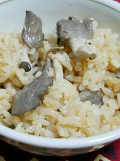 ヒラタケと生姜の炊き込みご飯-レシピのメイン写真