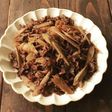 ごはんが進む!牛肉とごぼうと白滝の甘辛煮