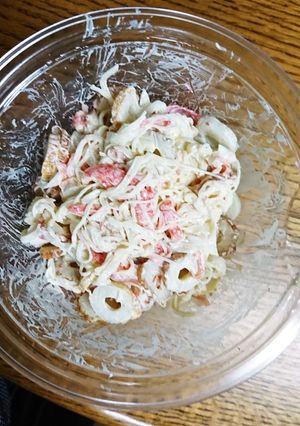 お手軽♪かにかまとちくわのサラダ-レシピのメイン写真