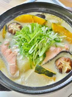 鮭のあったか豆乳鍋♪-レシピのメイン写真