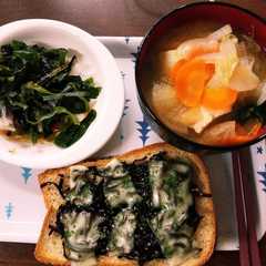 รูปของ ふじっこ煮で！オープンサンドの和洋朝食