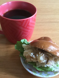ふじっこ煮がいい味を出している簡単サンド-レシピのメイン写真