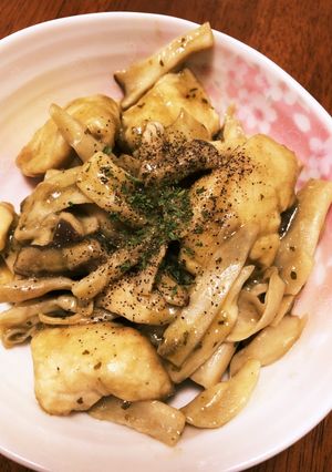 市販ソース変身★ササミとキノコのバジポン-レシピのメイン写真
