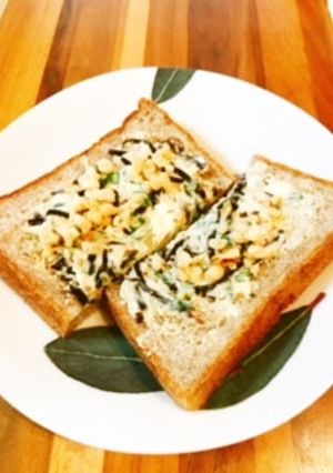 クリームチーズと昆布煮のっけパン-レシピのメイン写真
