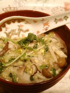 豆苗ときのこと春雨のスープ-レシピのメイン写真