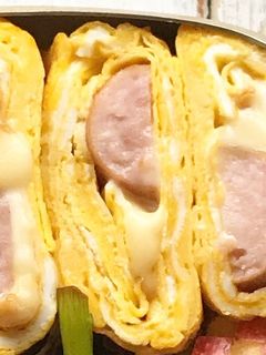 お弁当に!ウィンナーチーズ卵焼き-レシピのメイン写真