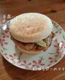 豆腐ハンバーグのチーズバーガー