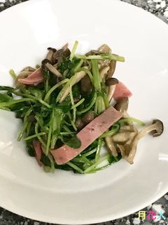 美味♪豆苗としめじのバター醤油炒め-レシピのメイン写真