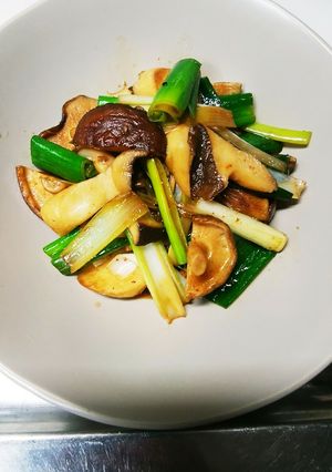 エリンギ、椎茸の白ネギ炒め-レシピのメイン写真
