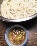 釜揚げうどんのつゆに…エゴマパウダー