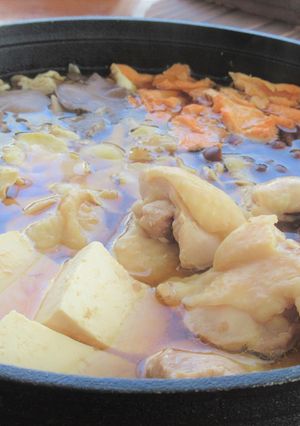 鶏もも肉のきのこたっぷり鍋-レシピのメイン写真