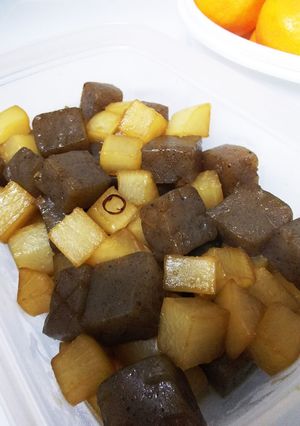 大根とこんにゃくの炒め煮！-レシピのメイン写真
