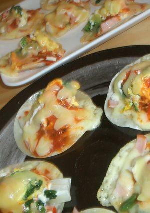 餃子の皮でピザ-レシピのメイン写真