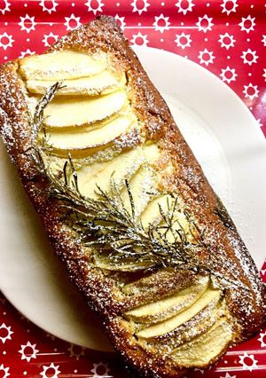 りんごとローズマリーのケーキ-レシピのメイン写真