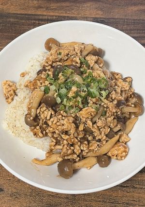 鶏ひき肉としめじのオイスターあんかけ-レシピのメイン写真