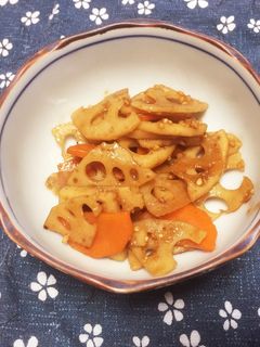 簡単!にんじんとレンコンのきんぴら-レシピのメイン写真