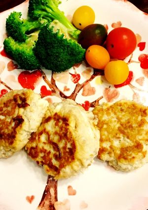 糖質制限！鶏ひき肉とツナのハンバーグ-レシピのメイン写真