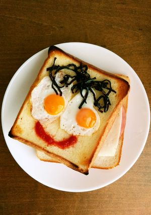 にっこりお顔パン-レシピのメイン写真