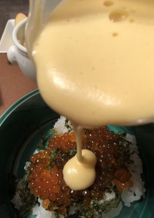 いくら丼のホイップ卵かけ-レシピのメイン写真