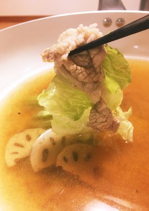 レタスとレンコン、豚肉の出汁しゃぶしゃぶ-レシピのメイン写真