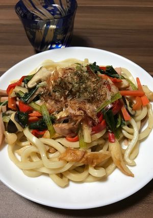 8円うどんで節約焼きうどん！肉不使用-レシピのメイン写真