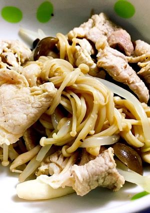 旬のきのこと豚こまヘルシーサラダ-レシピのメイン写真