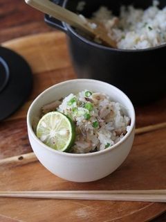 香り豊かなさんまと薬味の混ぜごはん-レシピのメイン写真
