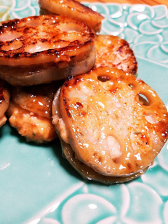 簡単!レンコンの鶏挽肉挟み照り焼き-レシピのメイン写真