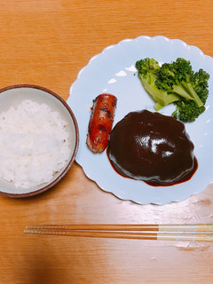 簡単ハンバーグ-レシピのメイン写真