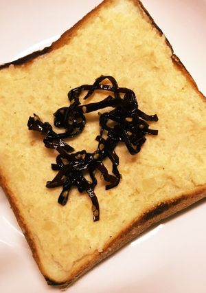 ごま昆布で明太ポテサラチーズトースト♪-レシピのメイン写真