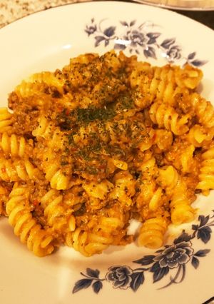 黄パプリカと牛挽き肉のおしゃれパスタ-レシピのメイン写真