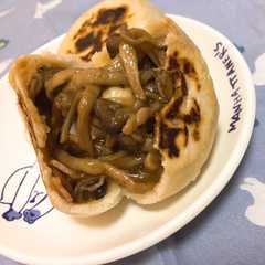 รูปของ しめじとベーコンのめんつゆバターおやき