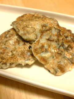 ふわモチッ♪おからもずく納豆腐焼き♫-レシピのメイン写真
