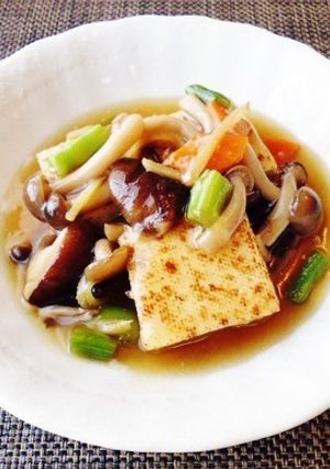 焼き豆腐と茸の生姜風味餡かけ♪-レシピのメイン写真