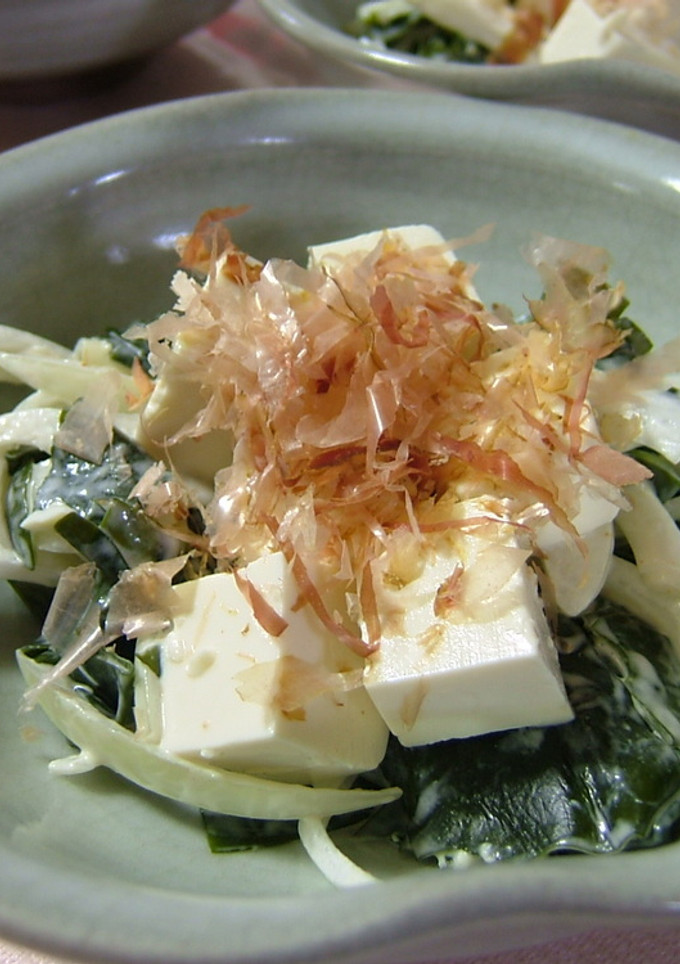簡単✰ﾜｶﾒ豆腐サラダ♫梅マヨ和え-レシピのメイン写真
