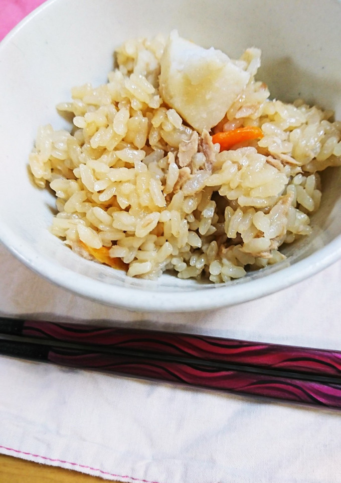 ツナと里いもの炊き込みご飯-レシピのメイン写真