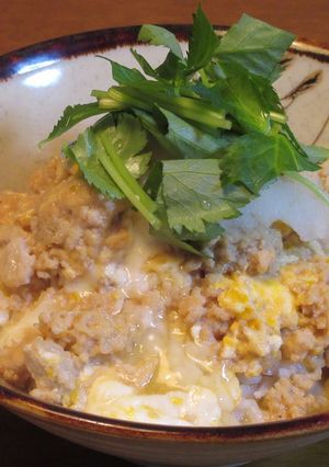 ゲタミンチの卵とじ丼-レシピのメイン写真