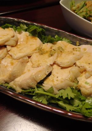 むね肉のしょっつるパクわさサラダ-レシピのメイン写真