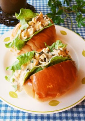 昆布の佃煮入りタルタルのロールパンサンド-レシピのメイン写真