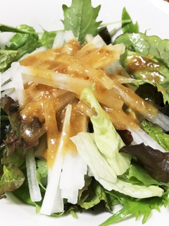 大根サラダ味噌ドレッシング-レシピのメイン写真