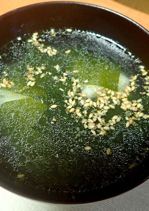 カリフラワーとワカメの中華スープ-レシピのメイン写真