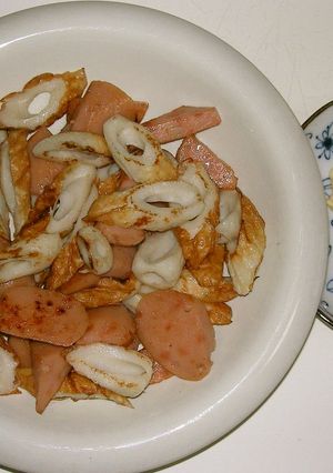 魚肉ソーセージとちくわをただ炒めた物-レシピのメイン写真