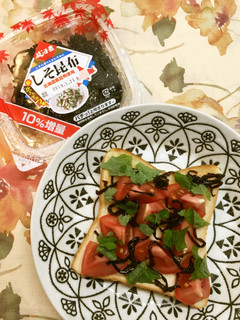 ふじっ子煮で、トマト&大葉の和風トースト-レシピのメイン写真