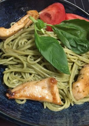 鶏肉とバジルソースのパスタ　女子会ver-レシピのメイン写真