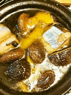 秋のおつまみ☆さんまと椎茸のアヒージョ-レシピのメイン写真