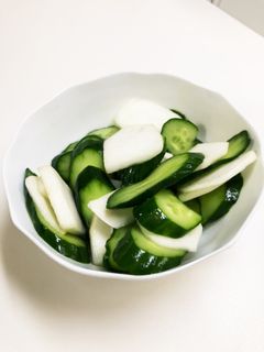 昆布茶香る〜かぶときゅうりの浅漬け-レシピのメイン写真