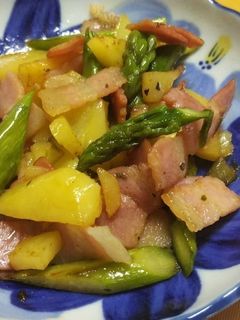 アスパラベーコンジャガバターバジル風炒め-レシピのメイン写真